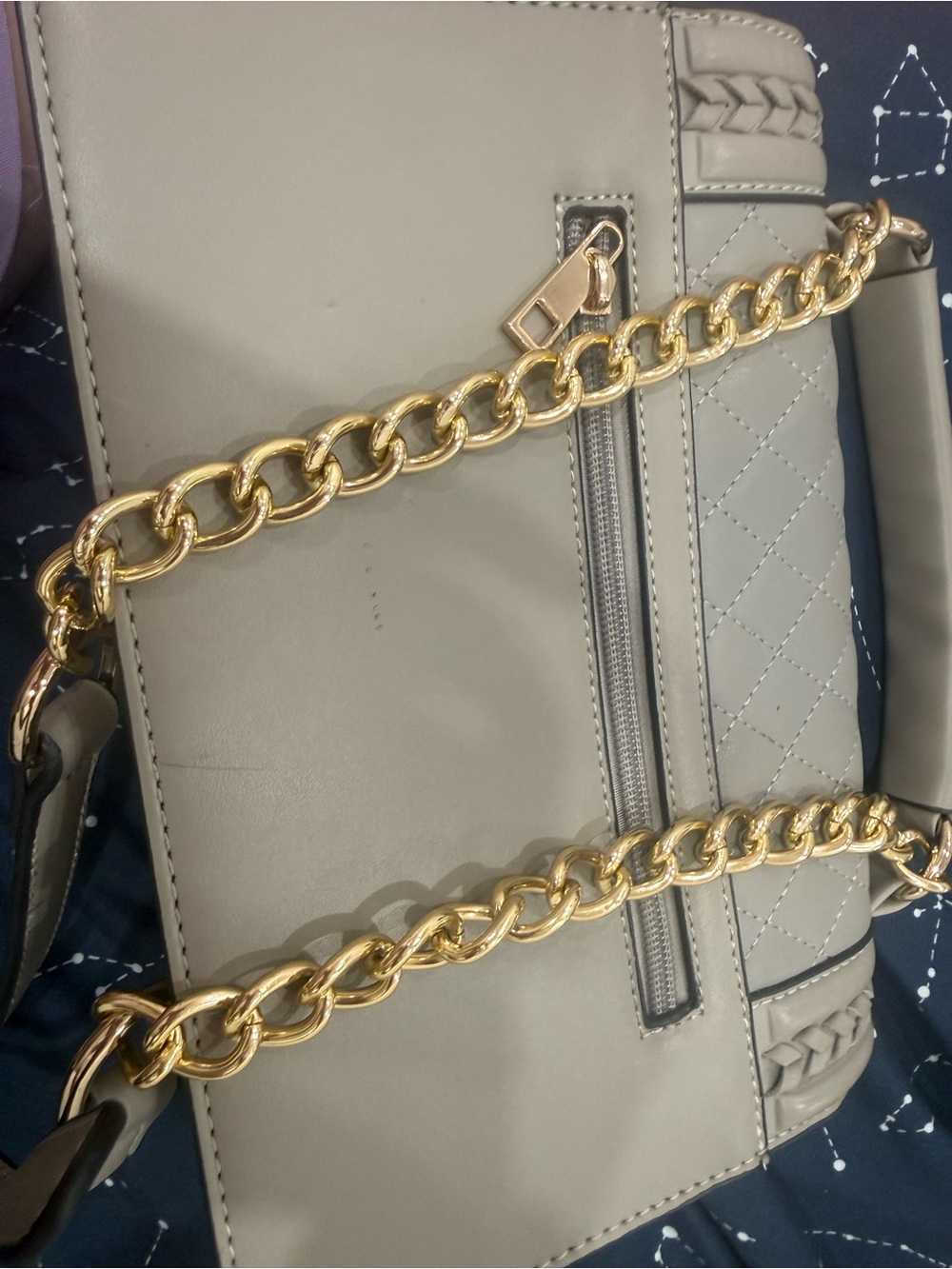 Women's Gray Chain-Handle Shoulder Bag
